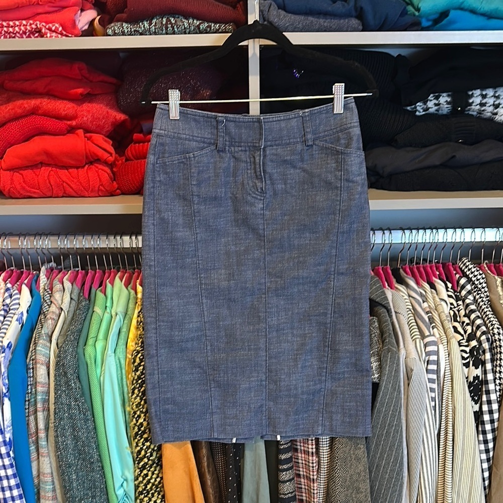 J Crew blue textured back slit 2 pocket pencil skirt size 2